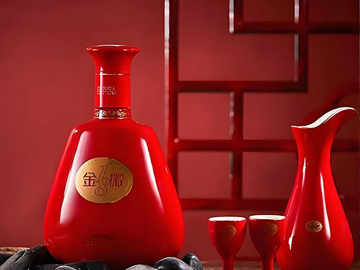 金徽酒：产品结构优化，调整中再创佳绩