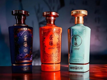 复兴崇阳古窖，老名酒焕发新生机