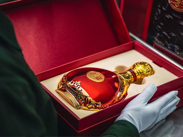 何以正能量 | 金徽酒选择做时间的朋友